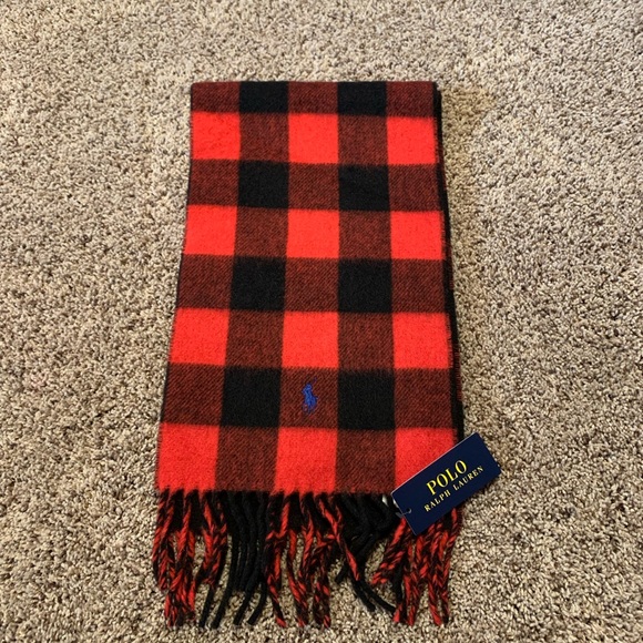 New Polo Ralph Lauren Red flannel scarf